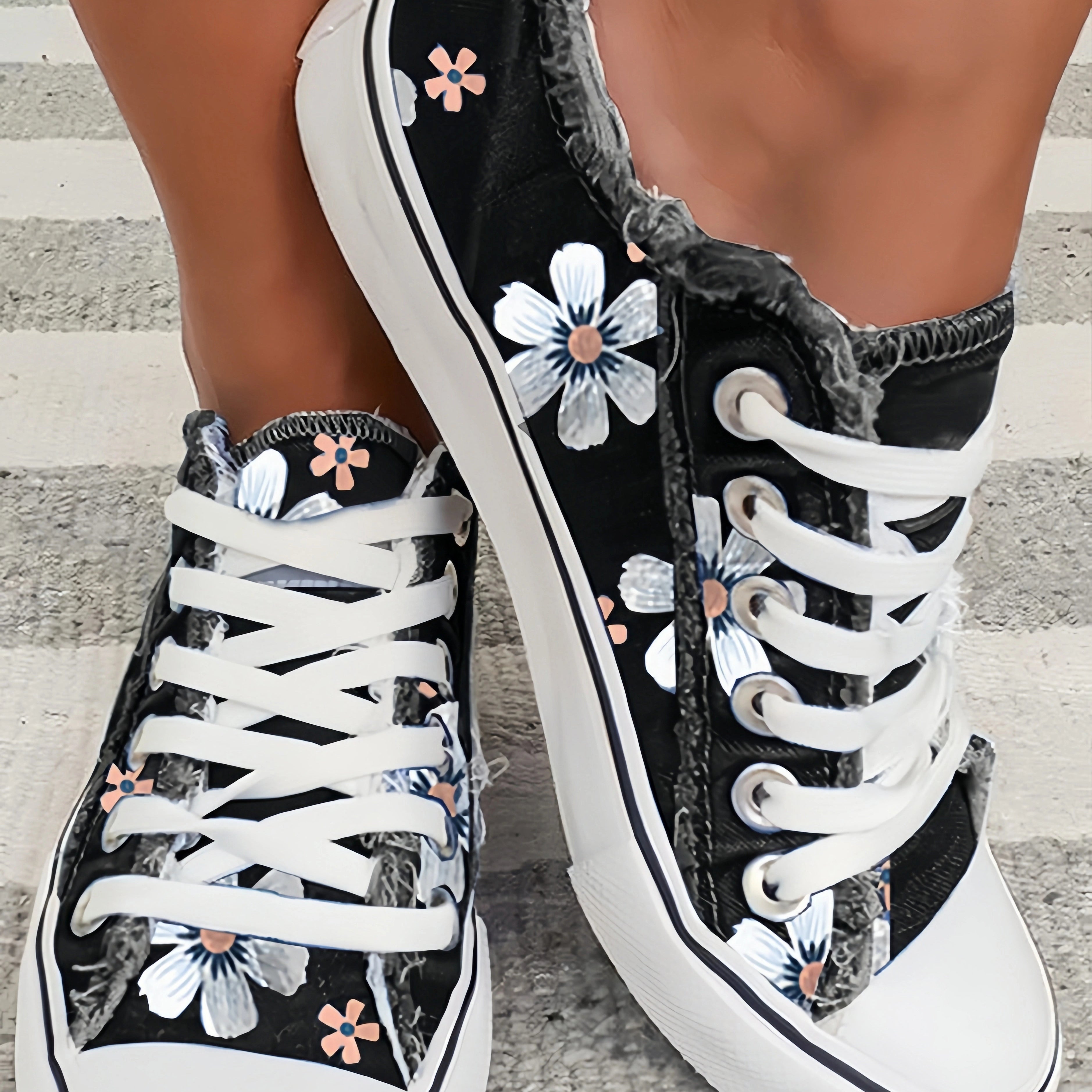 Betterthy Women's Sneakers Floral Lace-up Canvas Sneakers